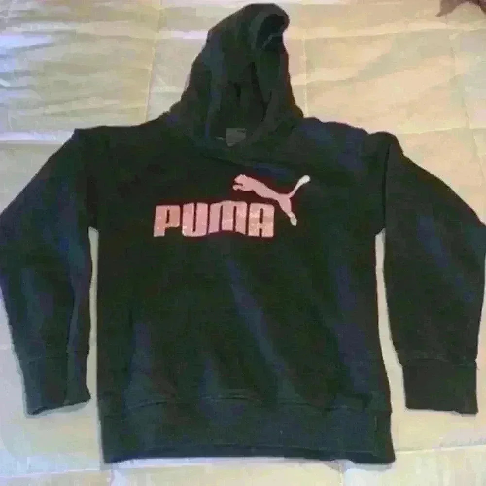 Girl puma hoodie size 8/10